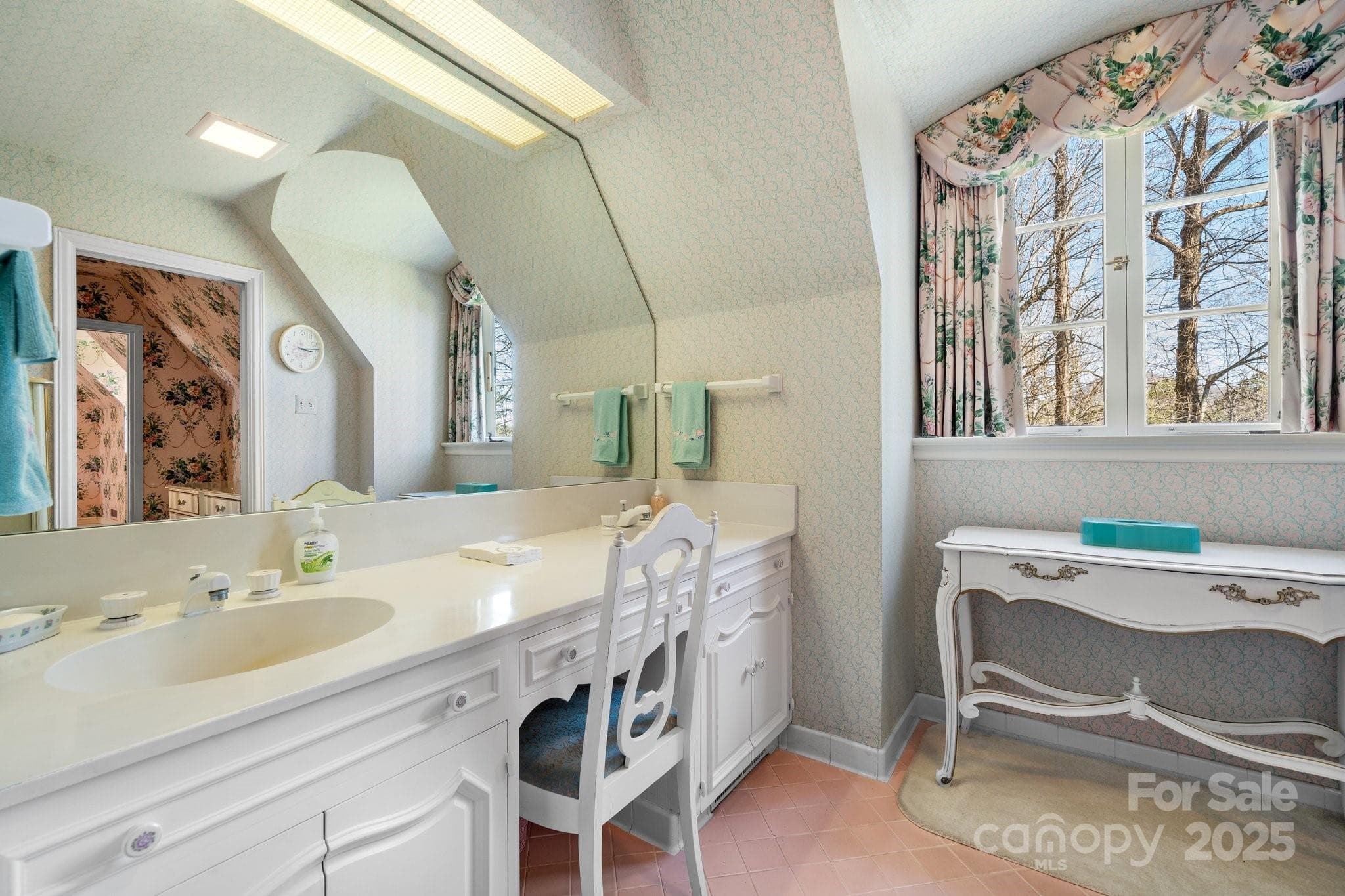 Upstairs Primary Bath - Lenoir
