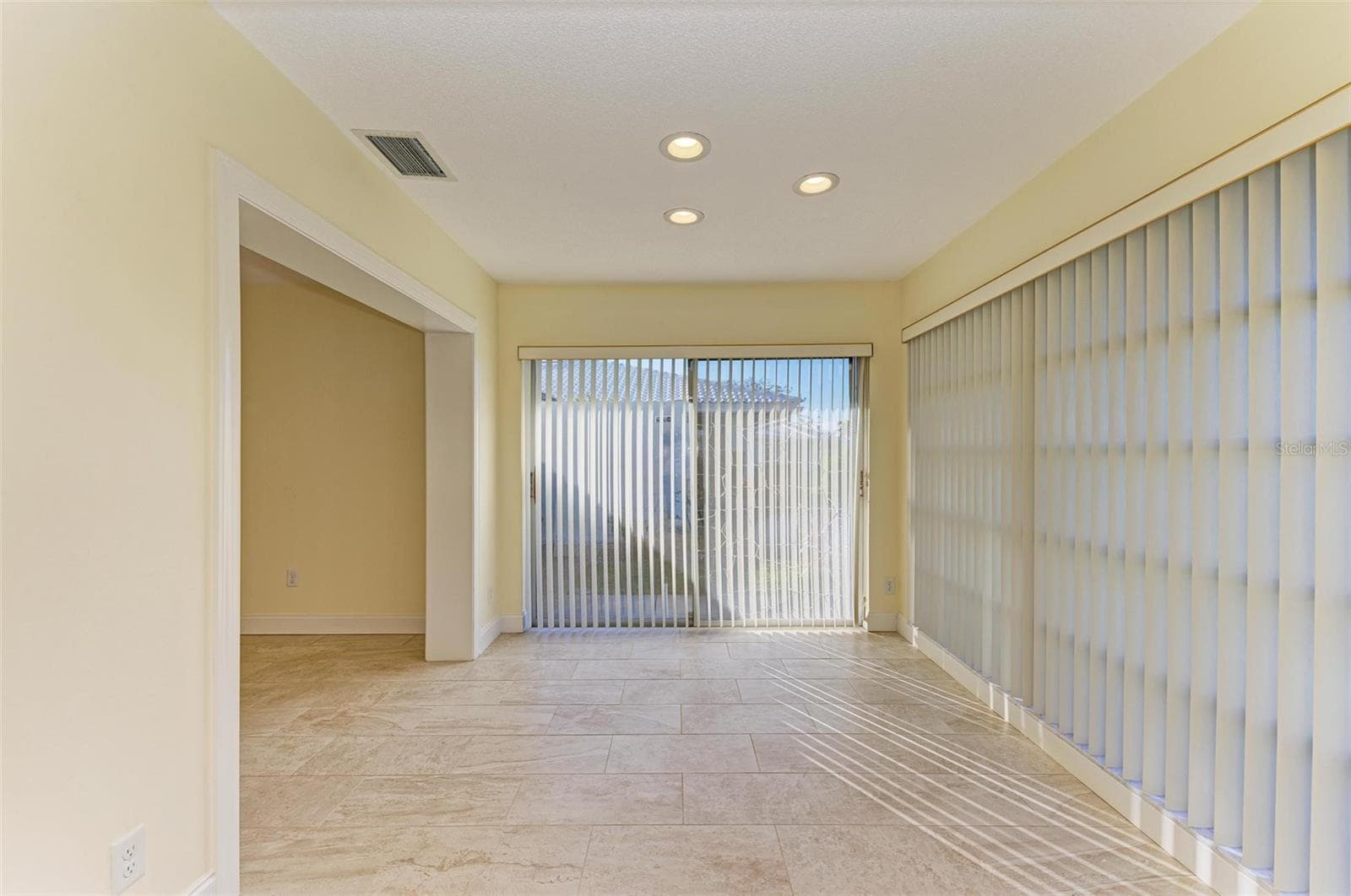 Bonus room/den - 6704 11TH AVE W, BRADENTON