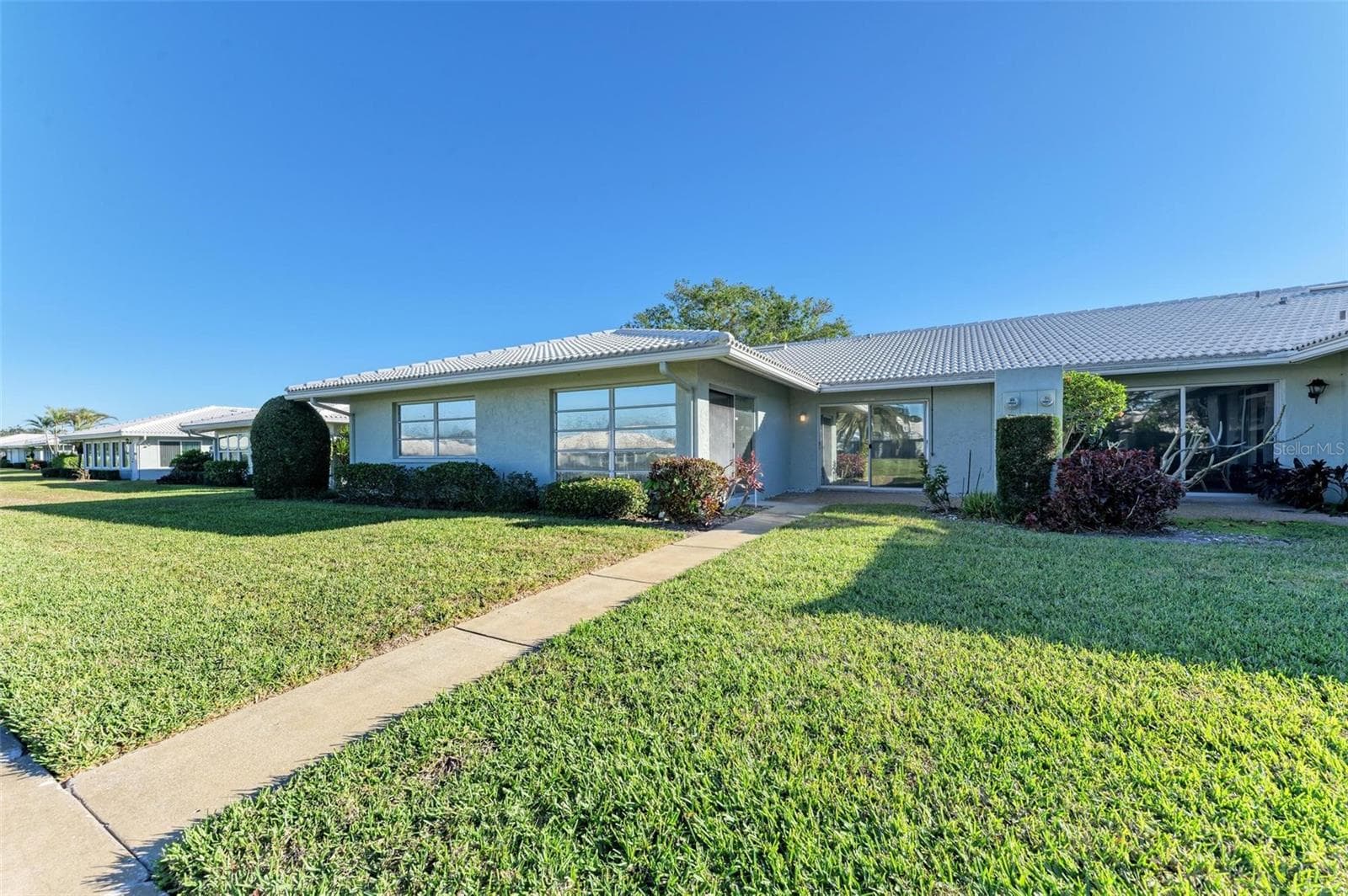 Back of unit - 6704 11TH AVE W, BRADENTON