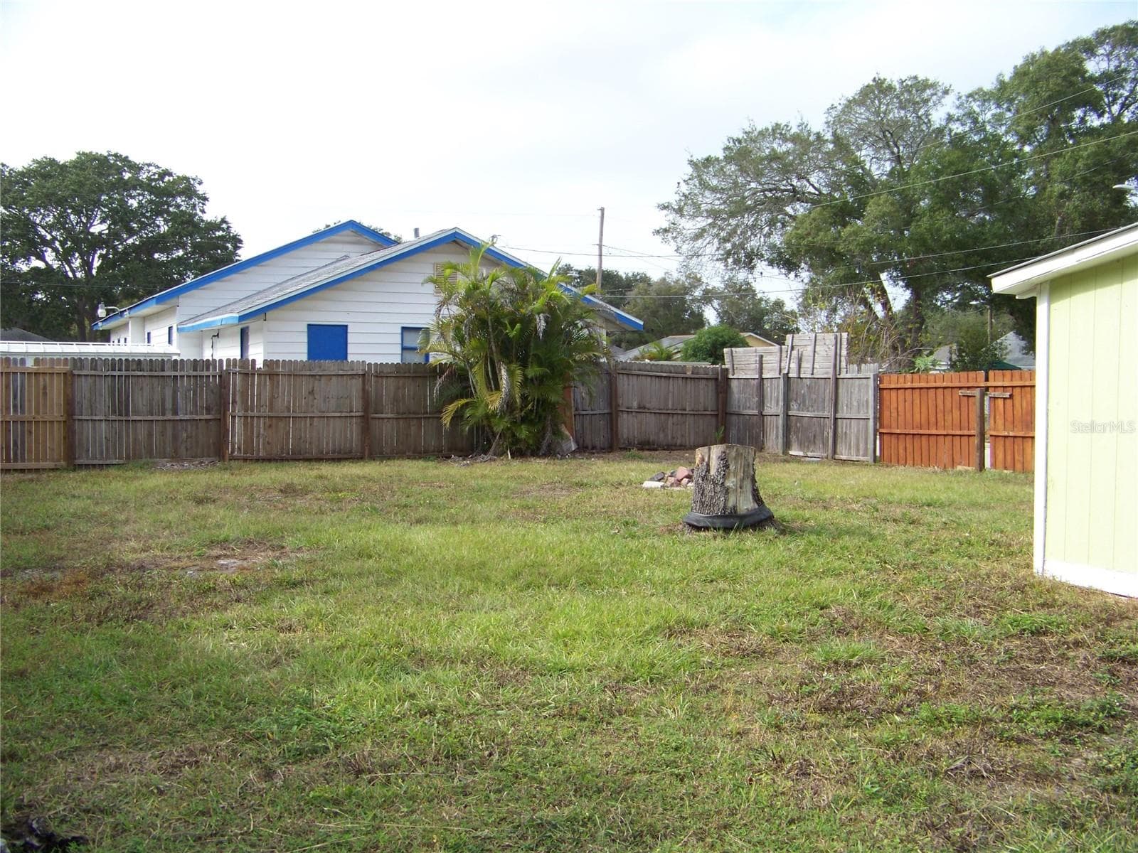 Single Family Residence at 1554 TILLEY AVE, CLEARWATER, photo 3 of 18