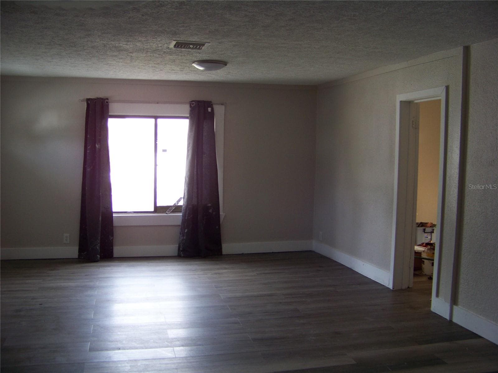 Single Family Residence at 1554 TILLEY AVE, CLEARWATER, photo 5 of 18