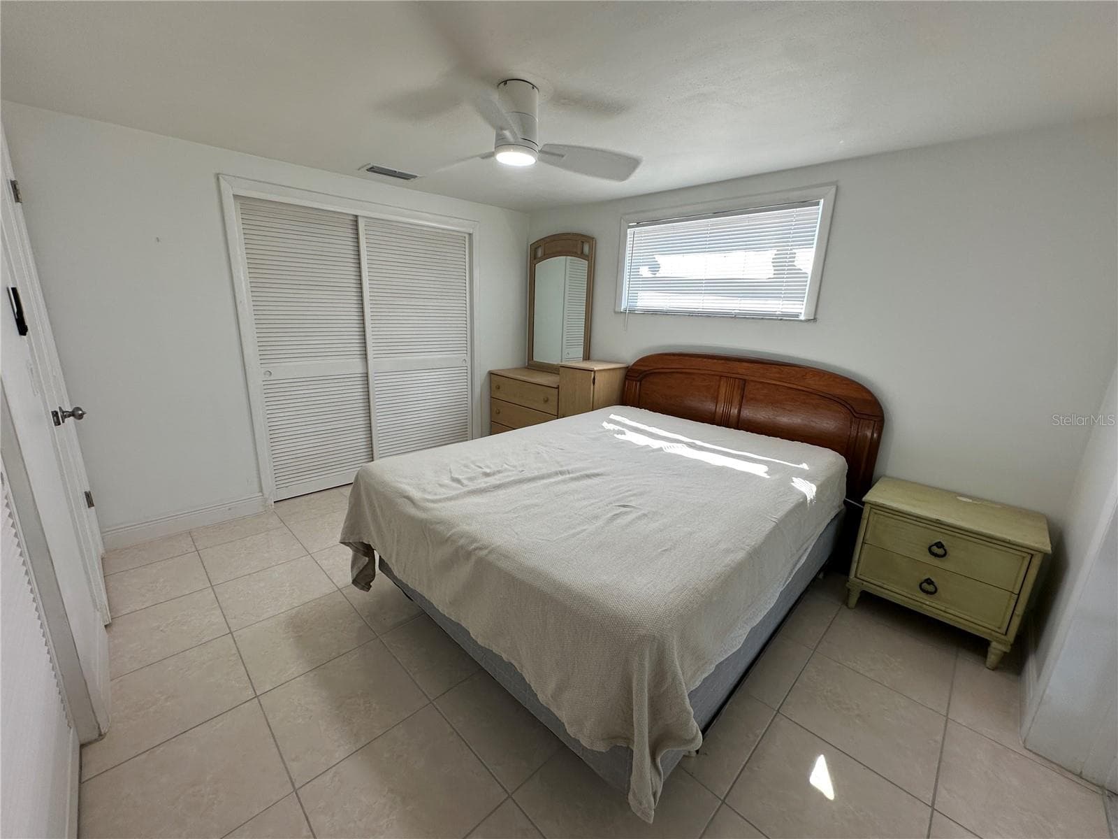 Single Family Residence at 12613 4TH ISLE, HUDSON, photo 19 of 41