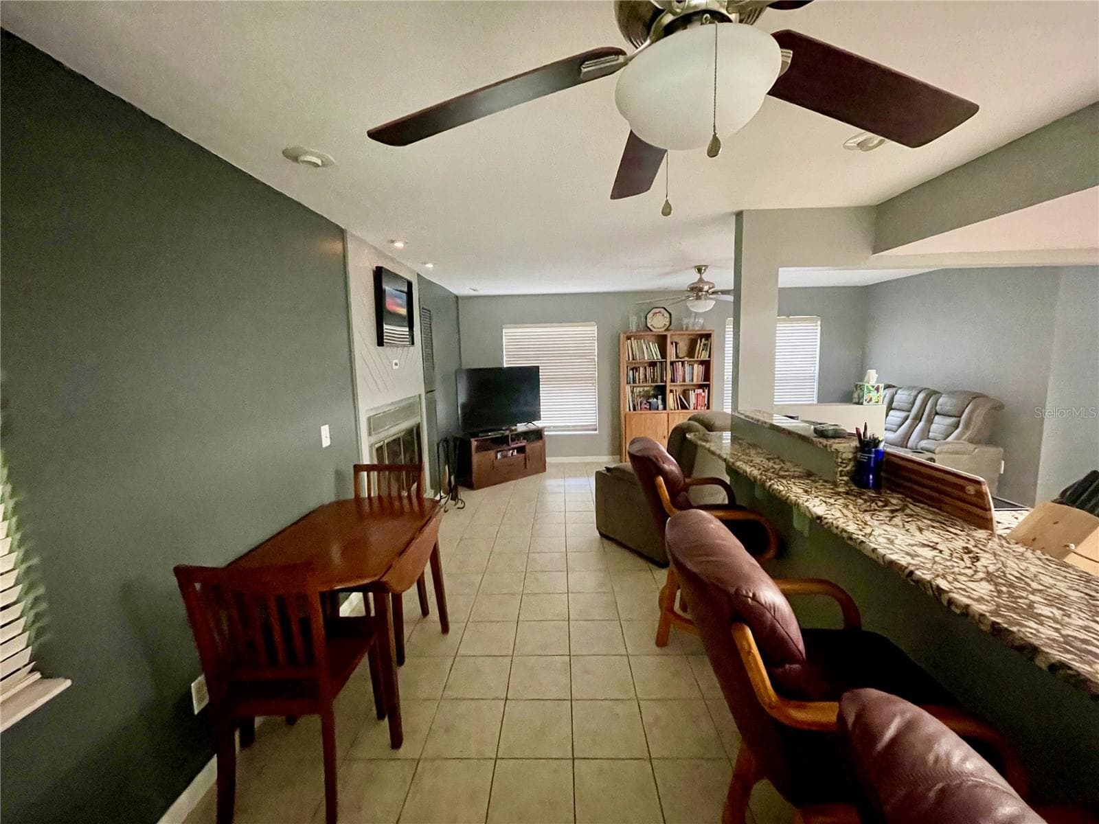 Single Family Residence at 490 S MINSTREL AVE, INVERNESS, photo 7 of 30