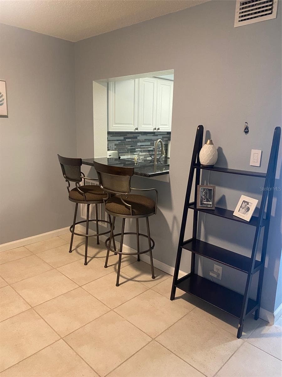 Condominium at 2763 WOODGATE LN #208, SARASOTA, photo 7 of 25