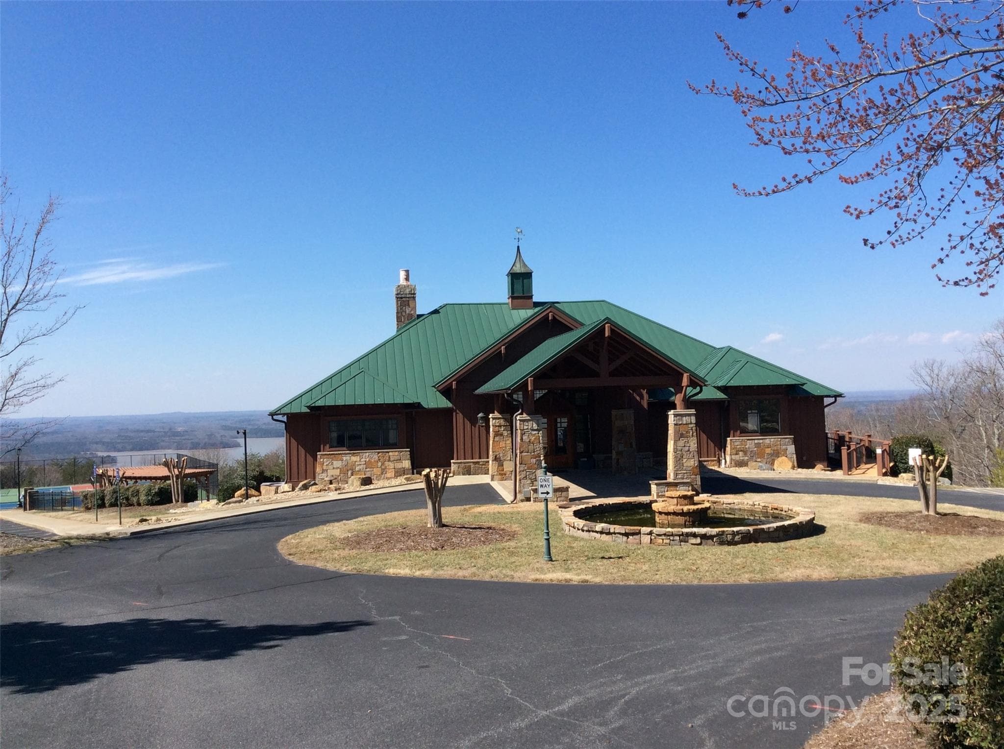 Clubhouse - The Springs at High Rock, Denton