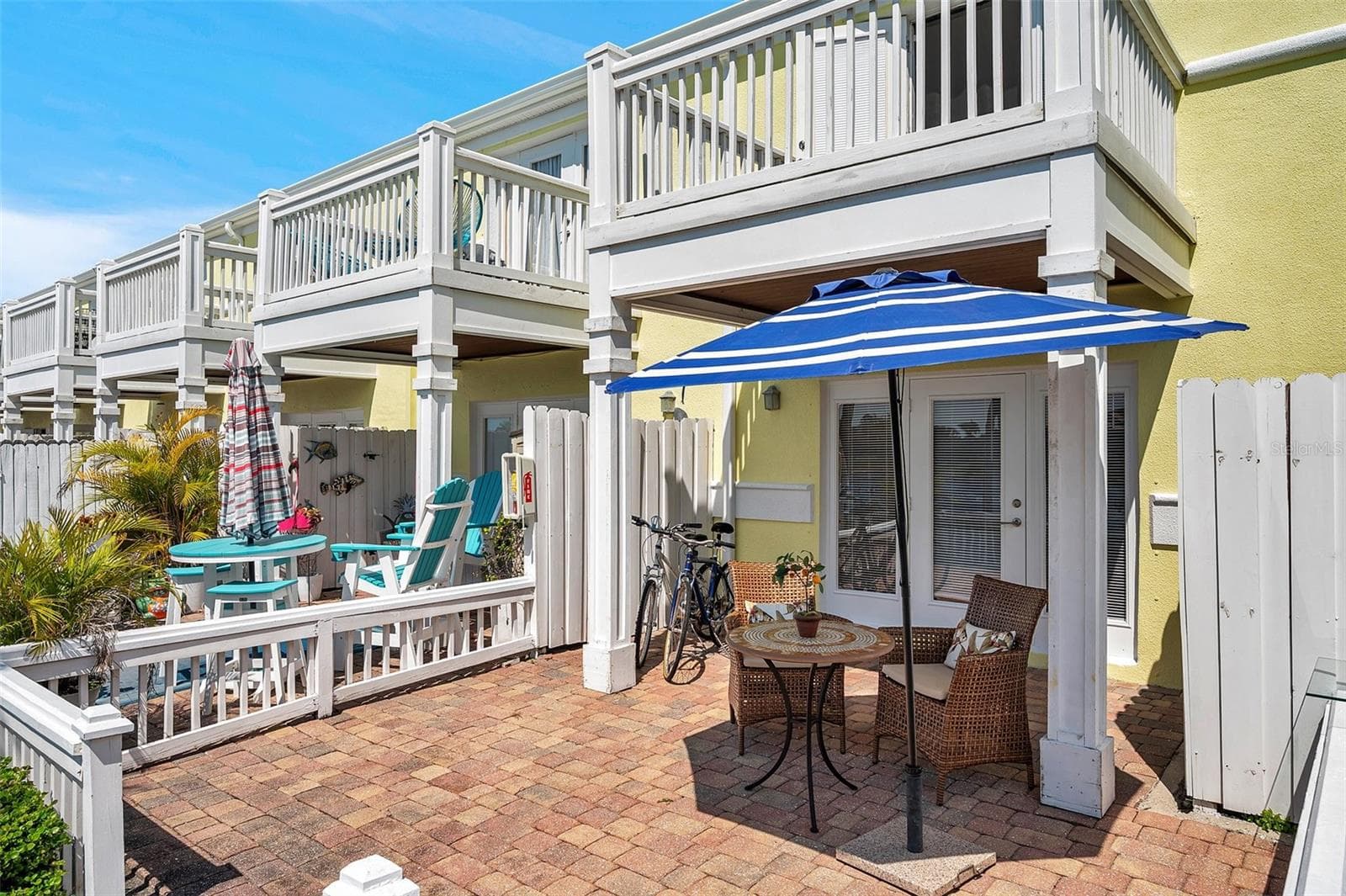 Townhouse at 4766 SNOOK DR SE, ST PETERSBURG, photo 33 of 54
