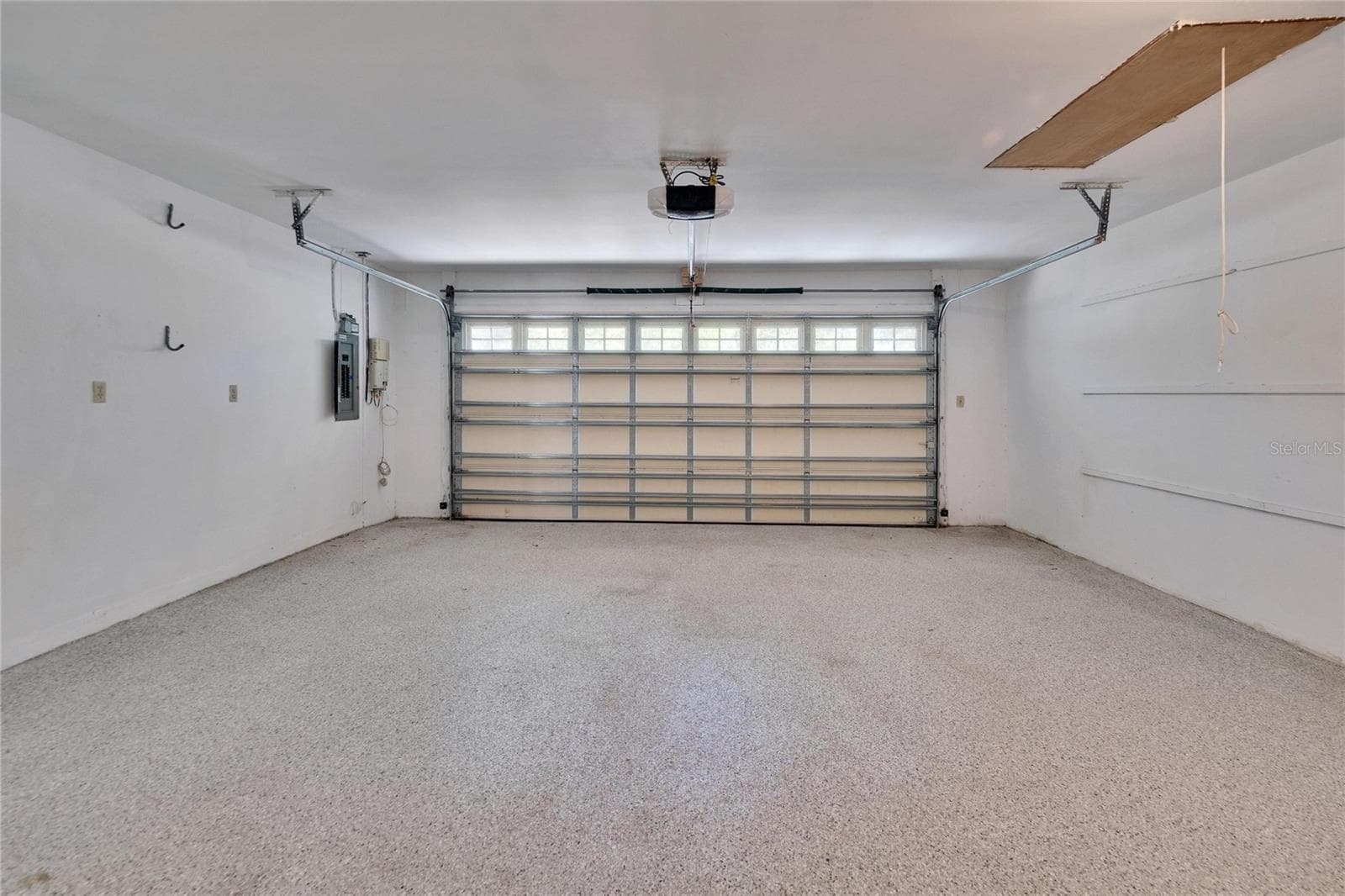 2 car Garage - 370 S WOODLANDS DR, OLDSMAR