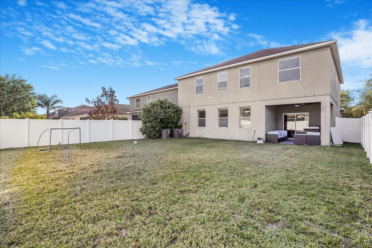Single Family Residence at 20427 CAROLINA CHERRY CT, TAMPA, photo 26 of 59