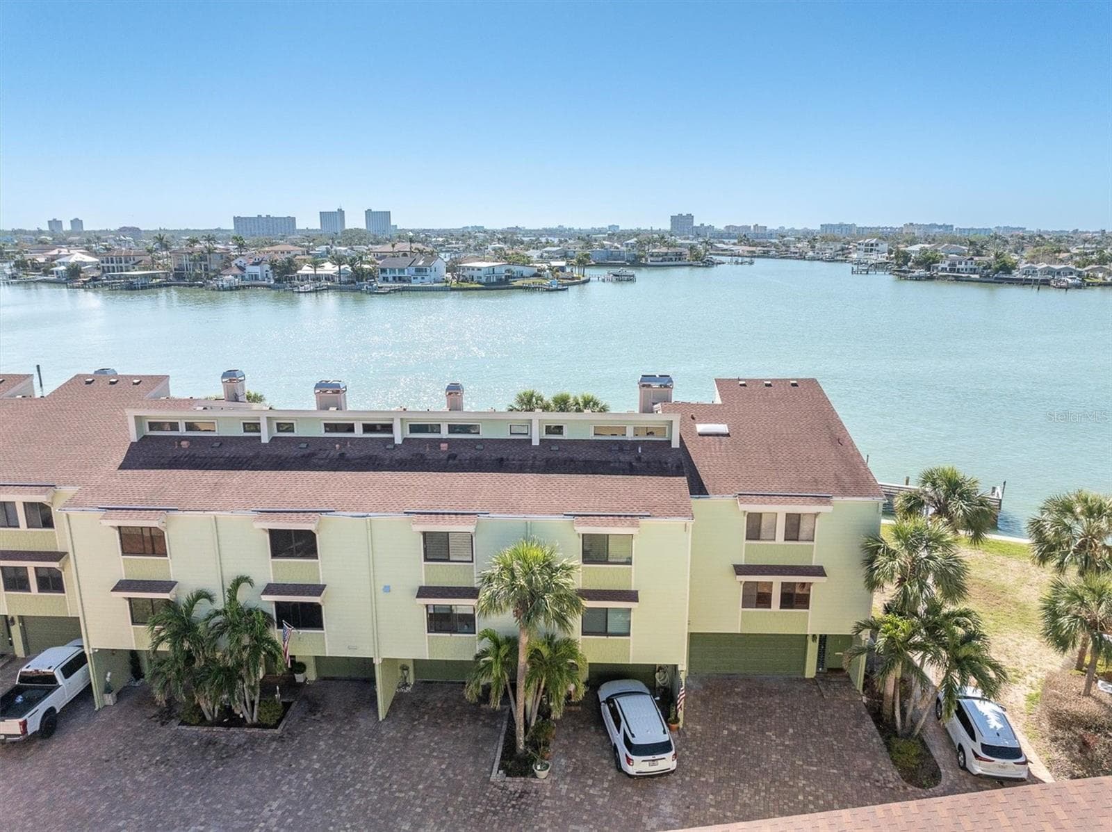 Townhouse at 553 HAVEN POINT DR, TREASURE ISLAND, photo 2 of 42