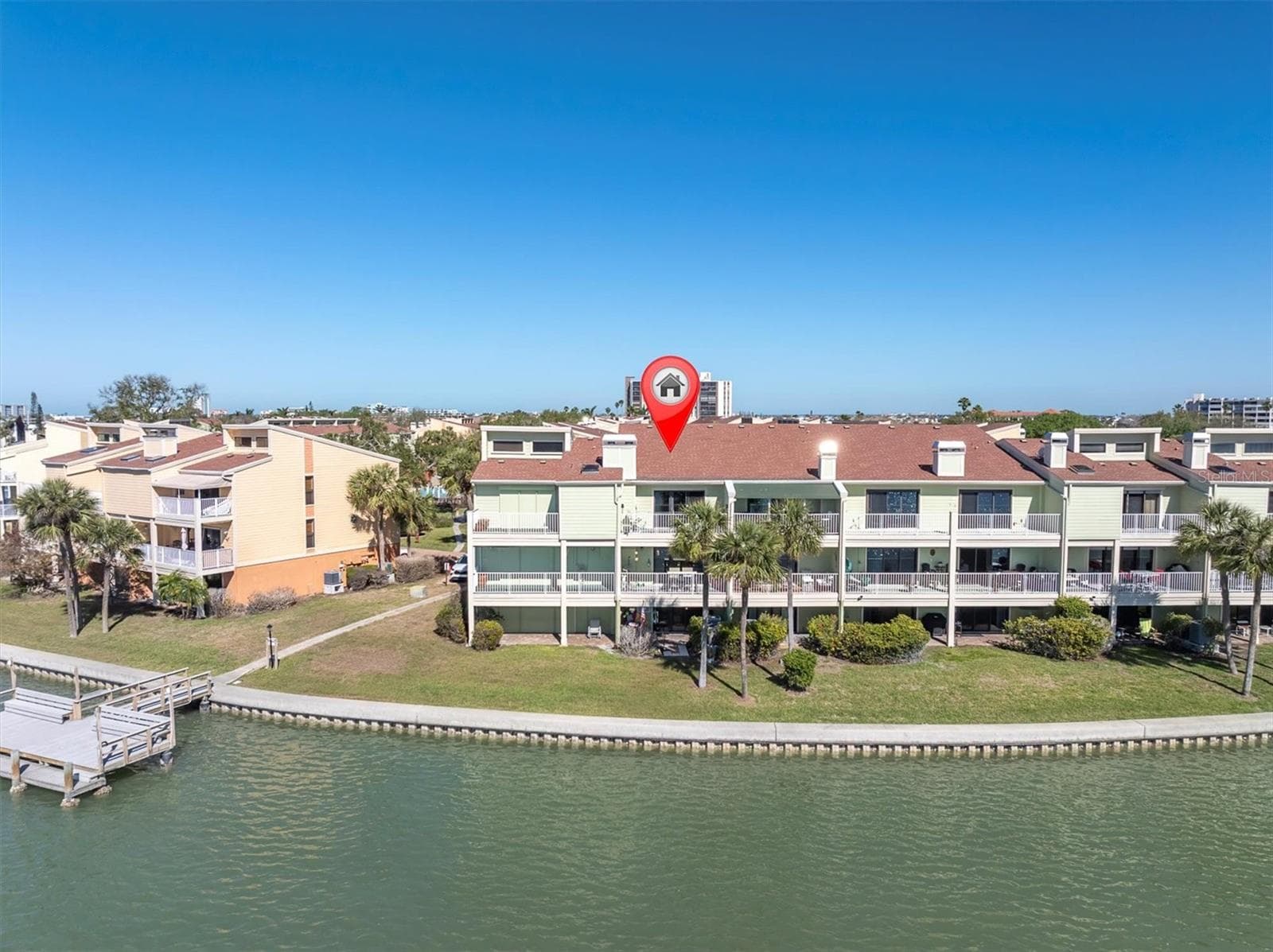 Townhouse at 553 HAVEN POINT DR, TREASURE ISLAND, photo 5 of 42