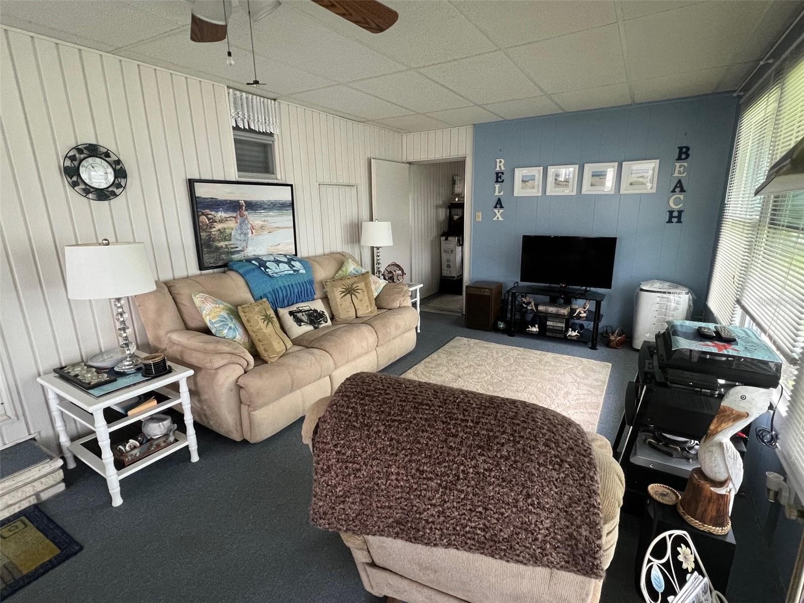 Manufactured Home at 709 SUGAR PALM ST, LARGO, photo 7 of 34