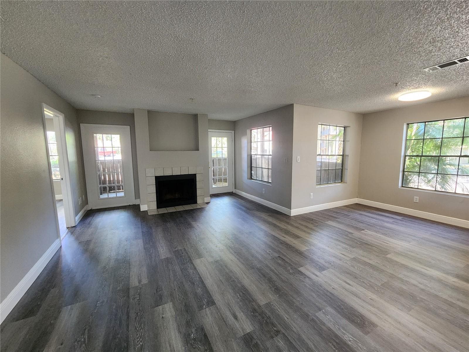 Condominium at 200 AFTON SQ #108, ALTAMONTE SPRINGS, photo 14 of 42