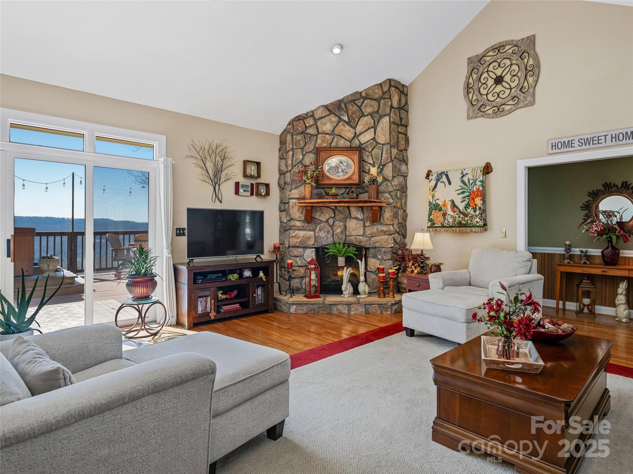 Single Family Residence at 288 Hawks Point Drive, Zirconia, photo 2 of 48