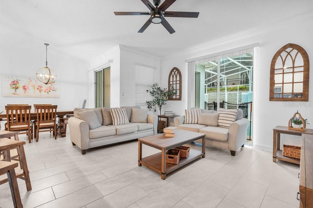 Living Room and Dining Room Combo - 1148 KINGSBARN ST, DAVENPORT