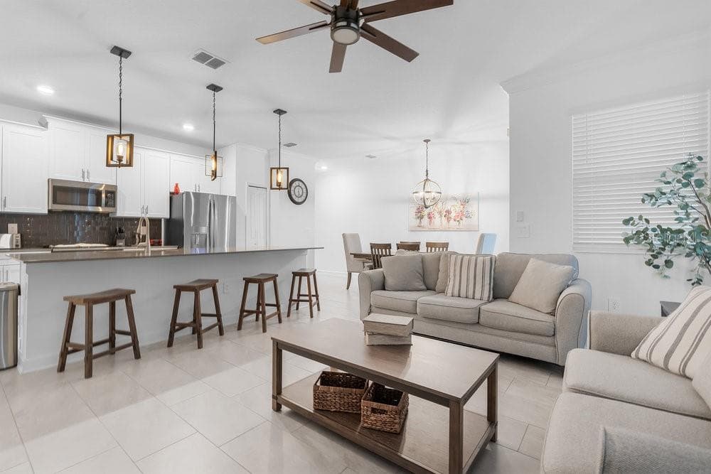 Open floor plan - 1148 KINGSBARN ST, DAVENPORT