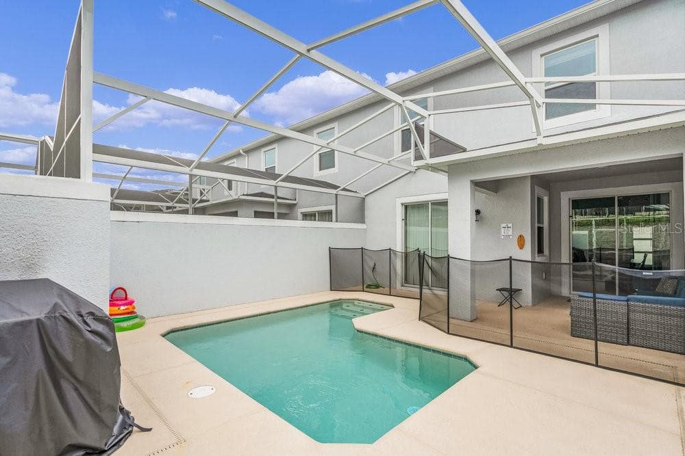 Private pool - 1148 KINGSBARN ST, DAVENPORT