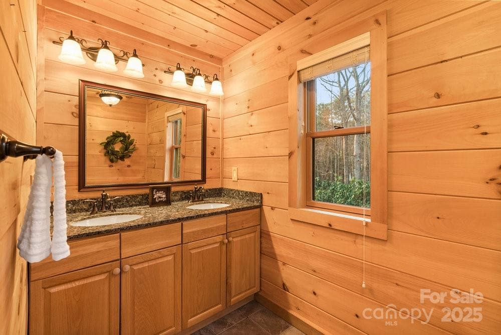 Single Family Residence at 502 CALEDONIA Loop, Landrum, photo 17 of 35