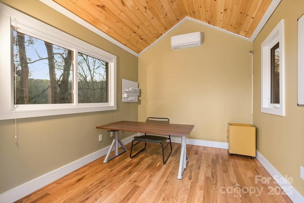 Single Family Residence at 502 CALEDONIA Loop, Landrum, photo 25 of 35