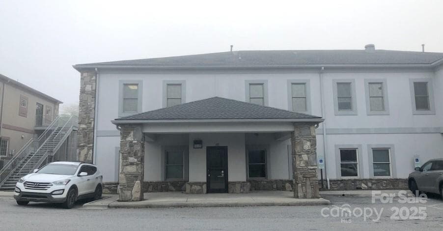 16 Physicians Drive