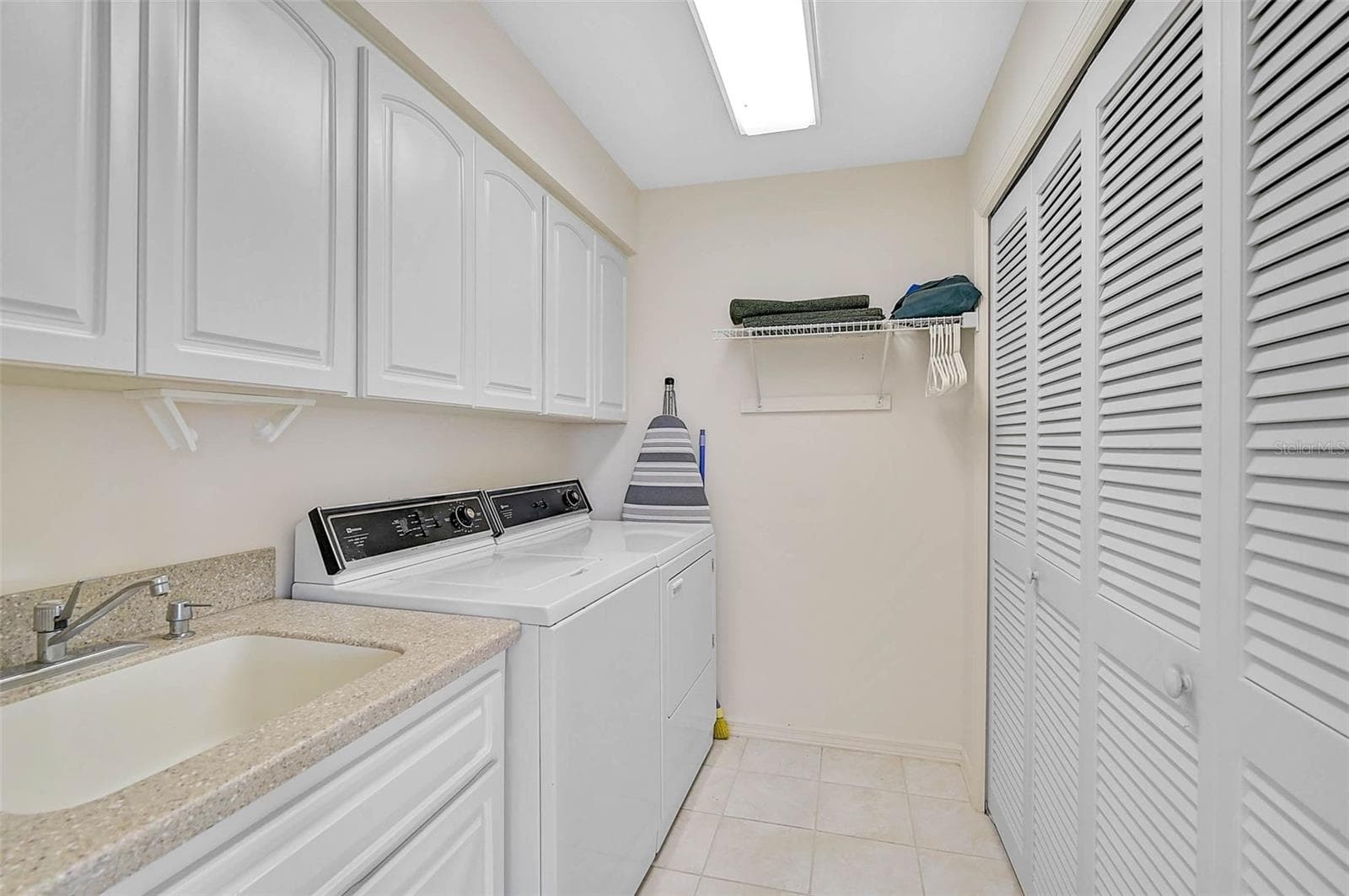 Laundry Room - 4360 PRESIDENTIAL AVENUE CIR E, BRADENTON