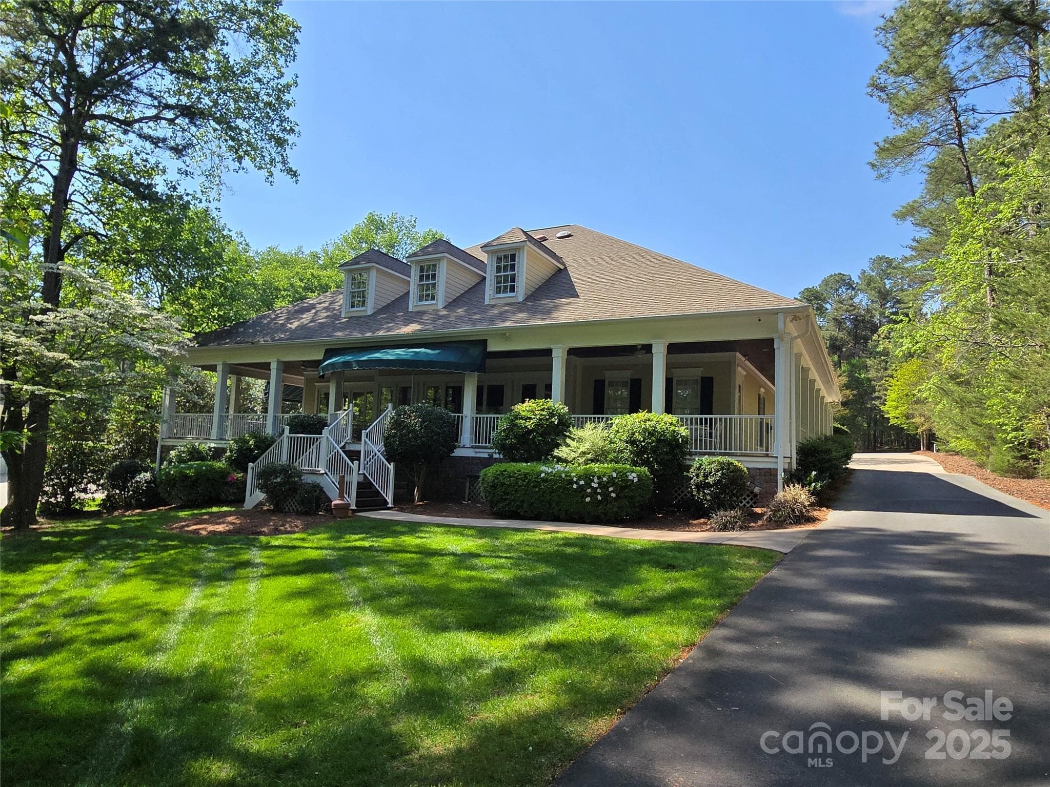 Lakeside of the Clubhouse. - 133 Badin View Drive, Badin Lake