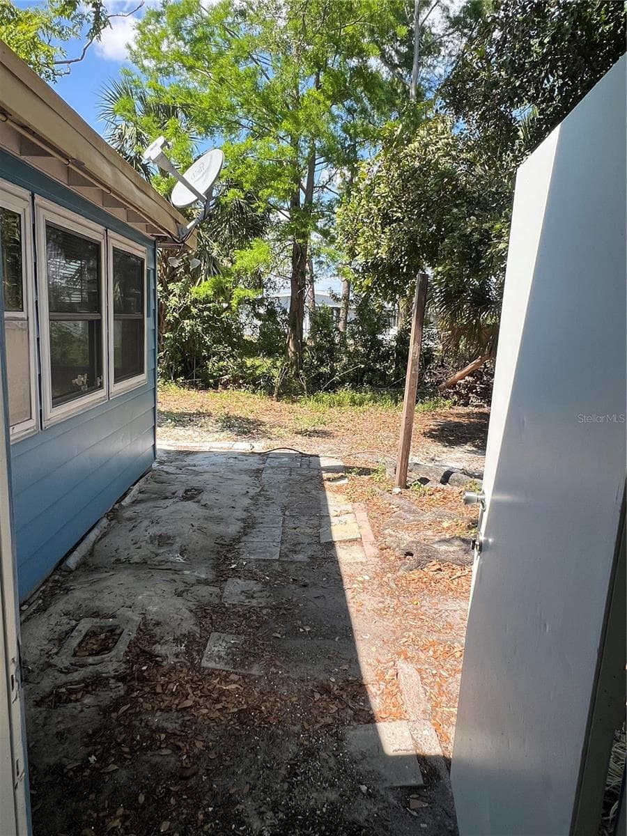 Duplex at 21274 COULTON AVE, PORT CHARLOTTE, photo 14 of 18