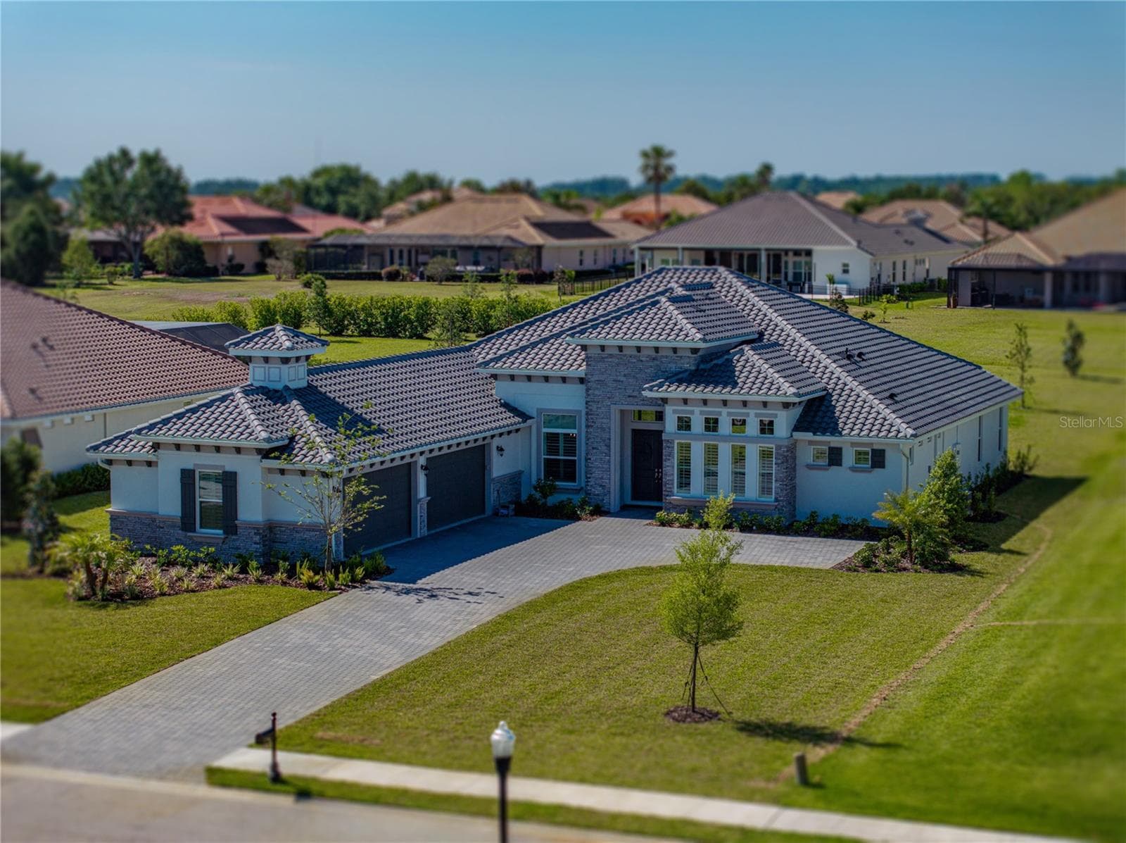 Single Family Residence at 13805 CARRYBACK DR, DADE CITY, photo 5 of 81