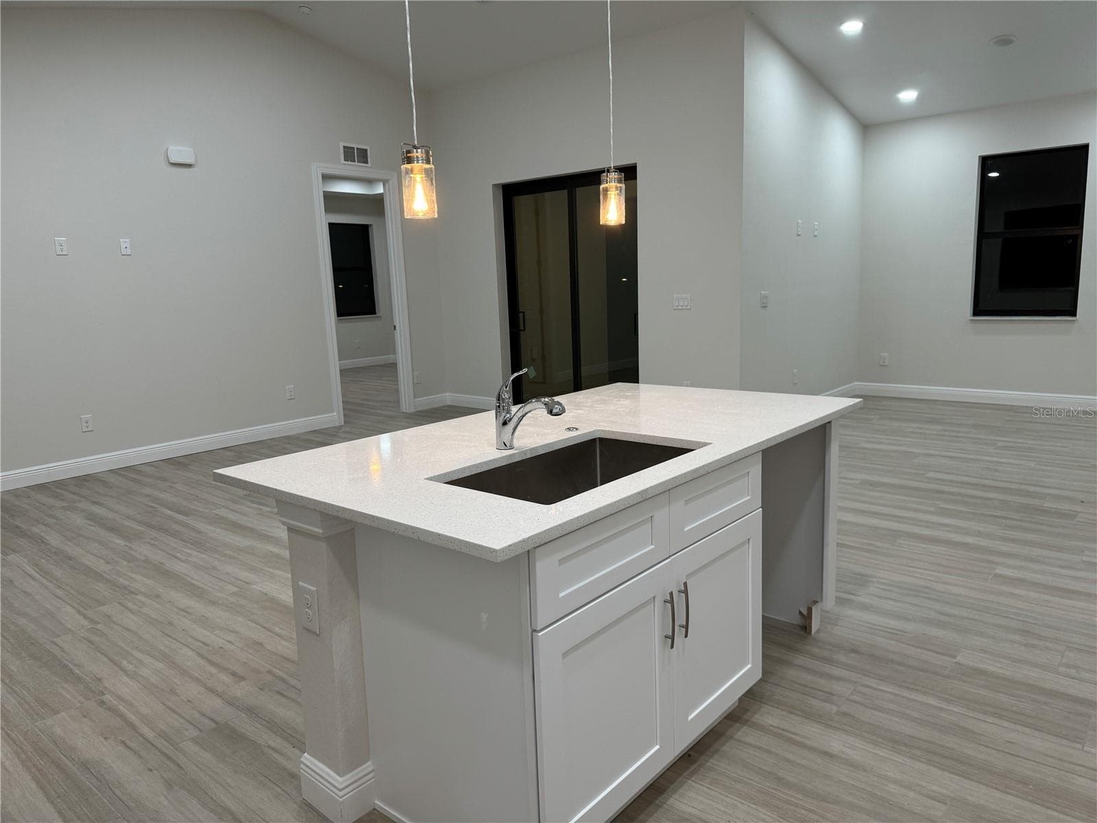 Kitchen Island - 20296 RUTHERFORD AVE, PORT CHARLOTTE