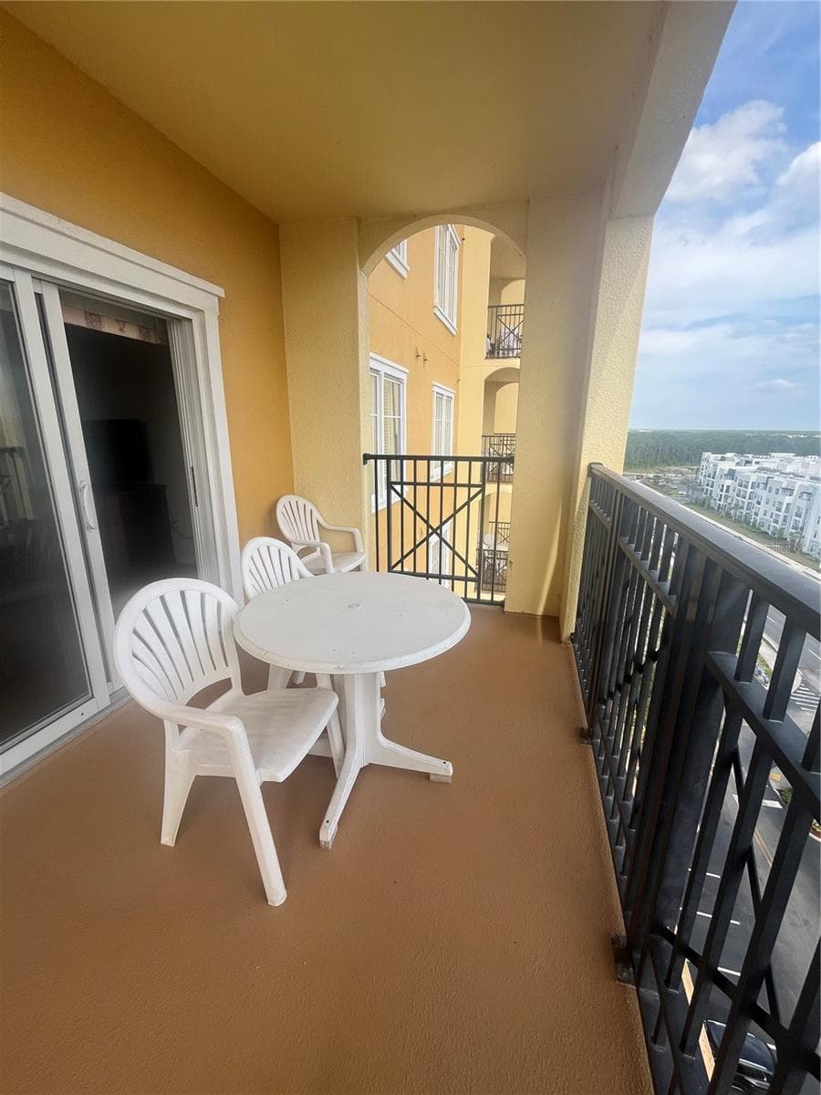 Condo - Hotel at 8101 RESORT VILLAGE DR #3909, ORLANDO, photo 3 of 41
