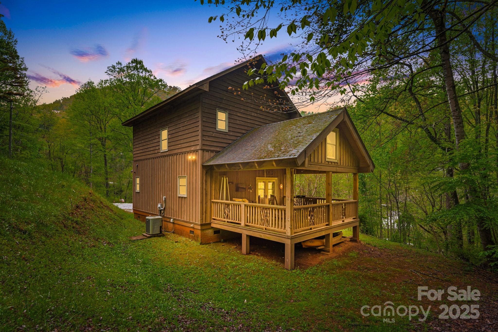 Single Family Residence at 79 Slumber Lane, Sylva, photo 2 of 29