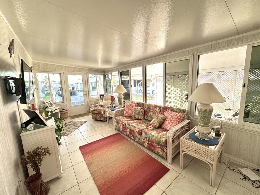 Mobile Home at 2094 DETROITER ST, SARASOTA, photo 6 of 12