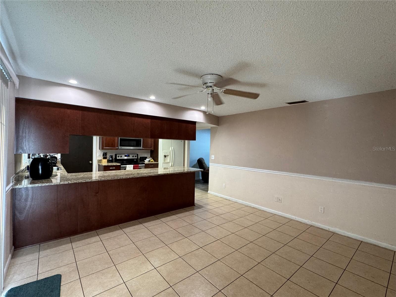 Single Family Residence at 1703 N TAYLOR RD, BRANDON, photo 26 of 32