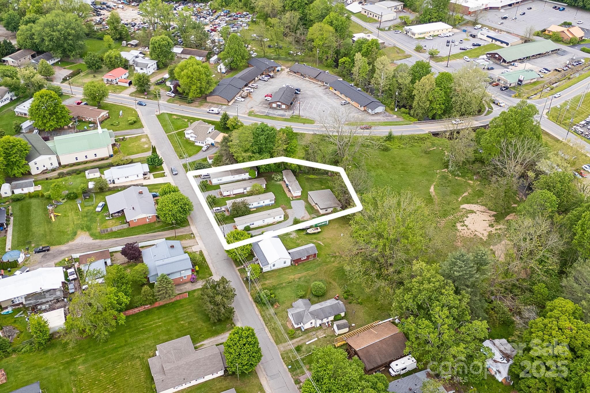Manufactured Home Park at Waynesville, photo 3 of 45