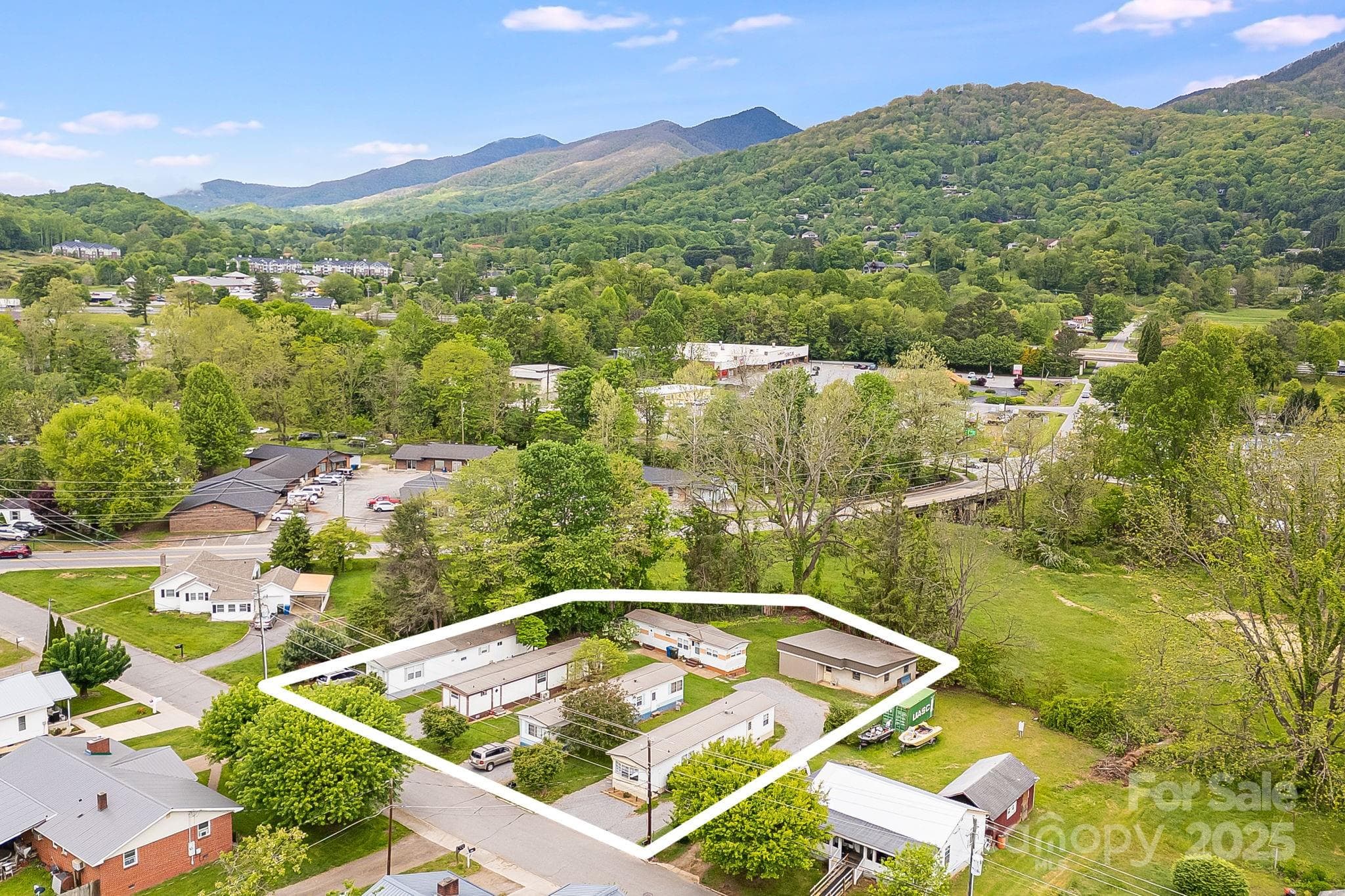 Manufactured Home Park at Waynesville, photo 7 of 45