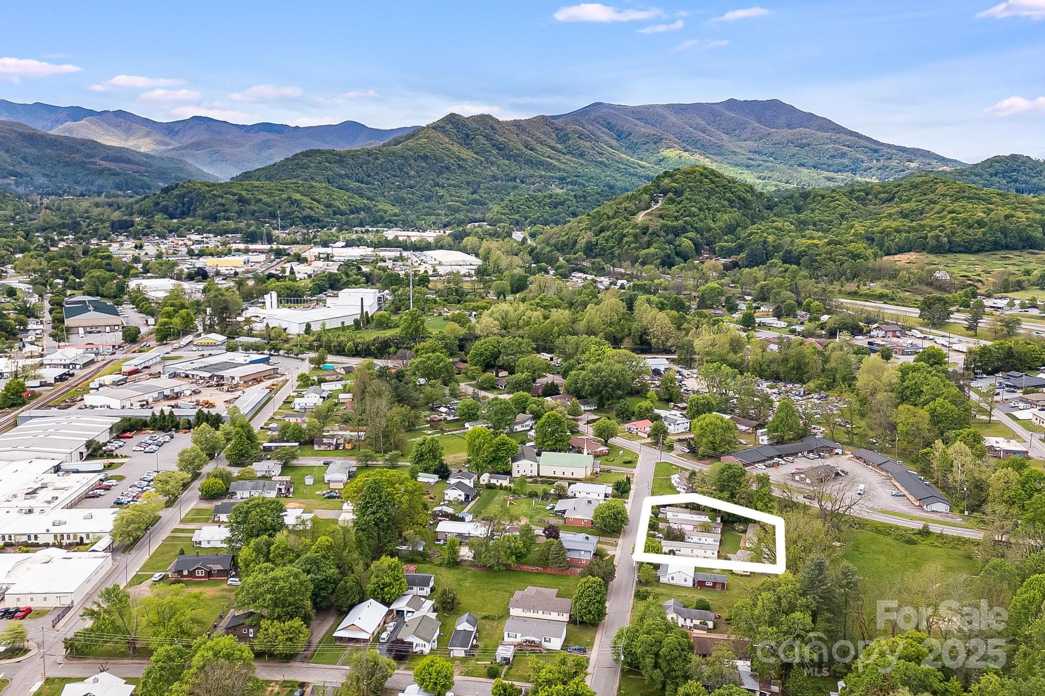 Manufactured Home Park at Waynesville, photo 13 of 45