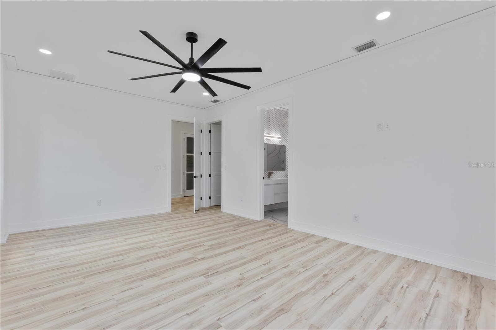Single Family Residence at 2121 BAYOU GRANDE BLVD NE, ST PETERSBURG, photo 55 of 110