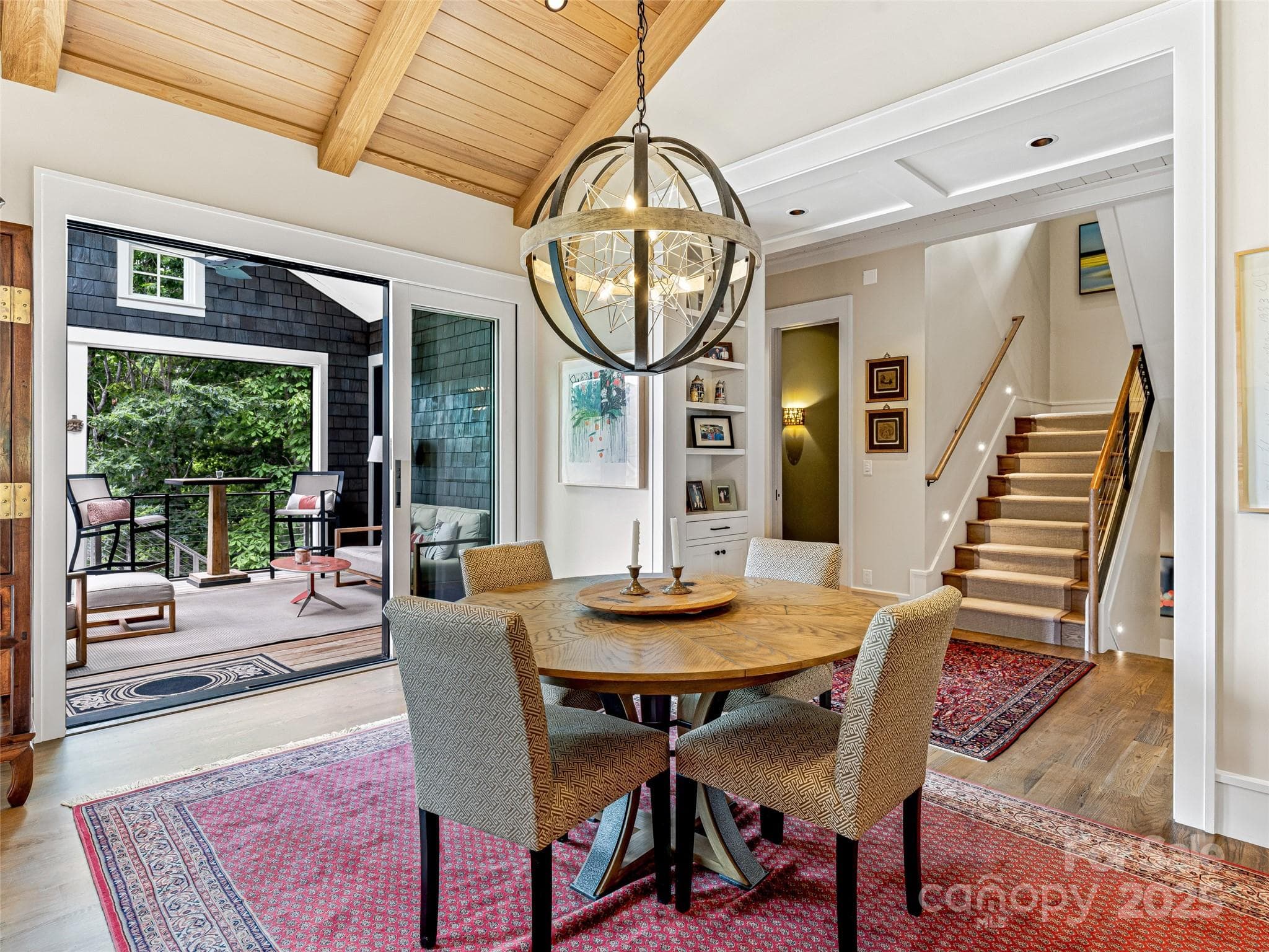 An inviting central dining room - 3 Bayonne Trail, Asheville