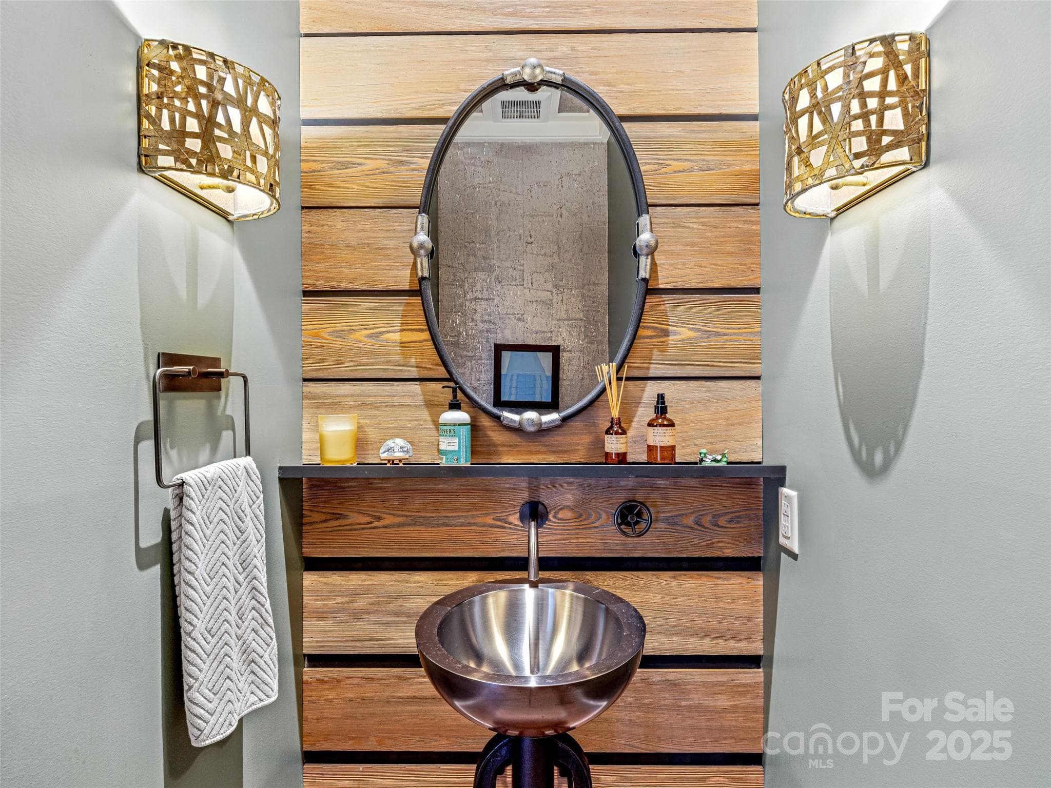Very unique main level powder room - Asheville
