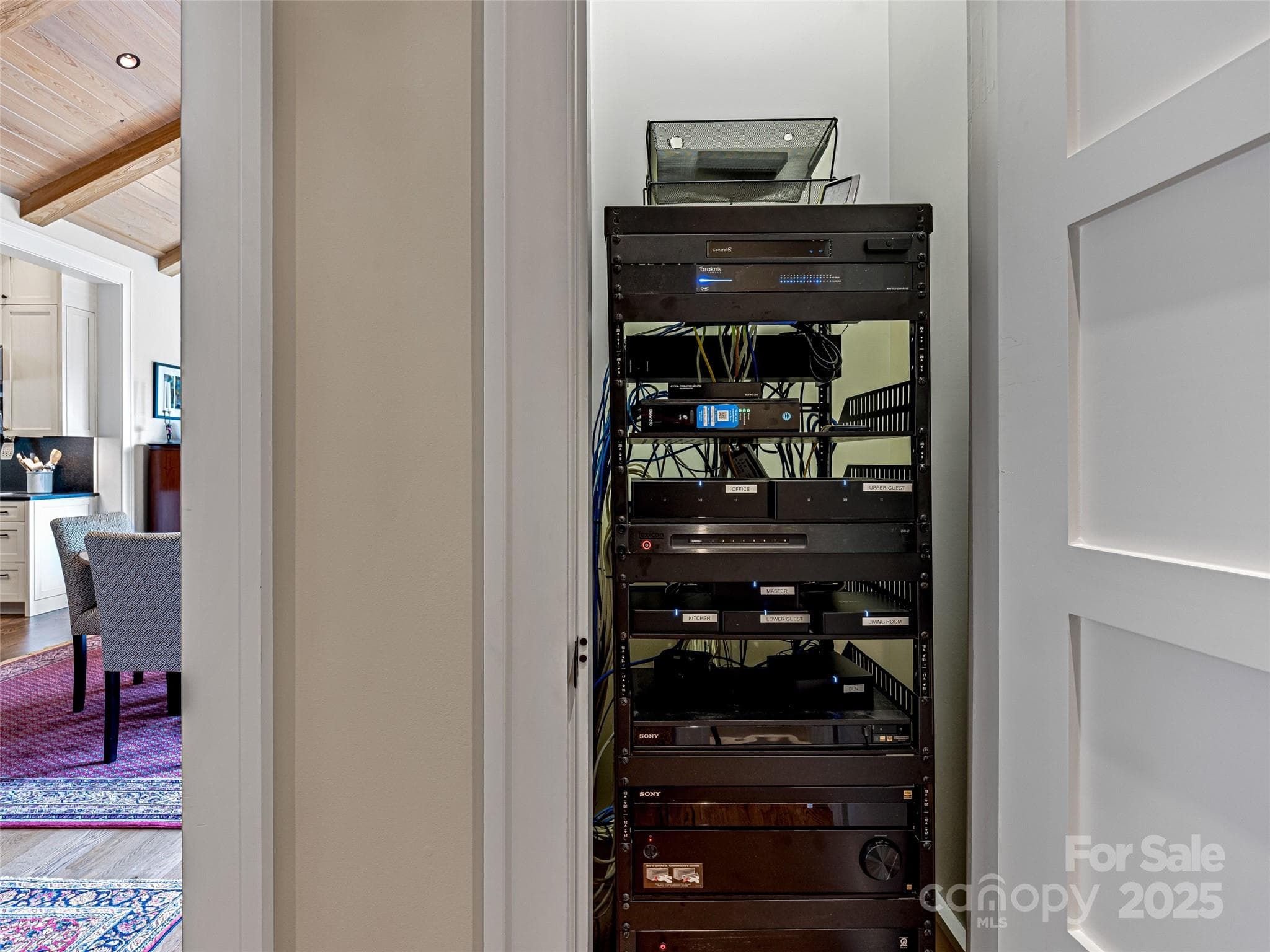 Entire home entertainment and data center - 3 Bayonne Trail, Asheville