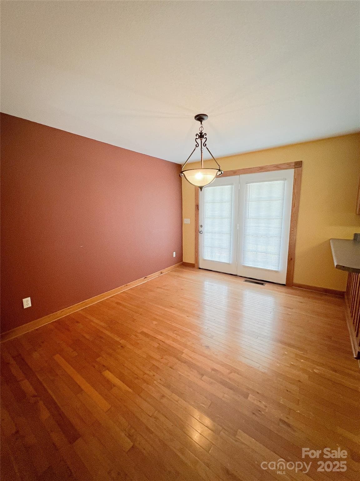 Single Family Residence at 660 Halltown Road, Spruce Pine, photo 13 of 33