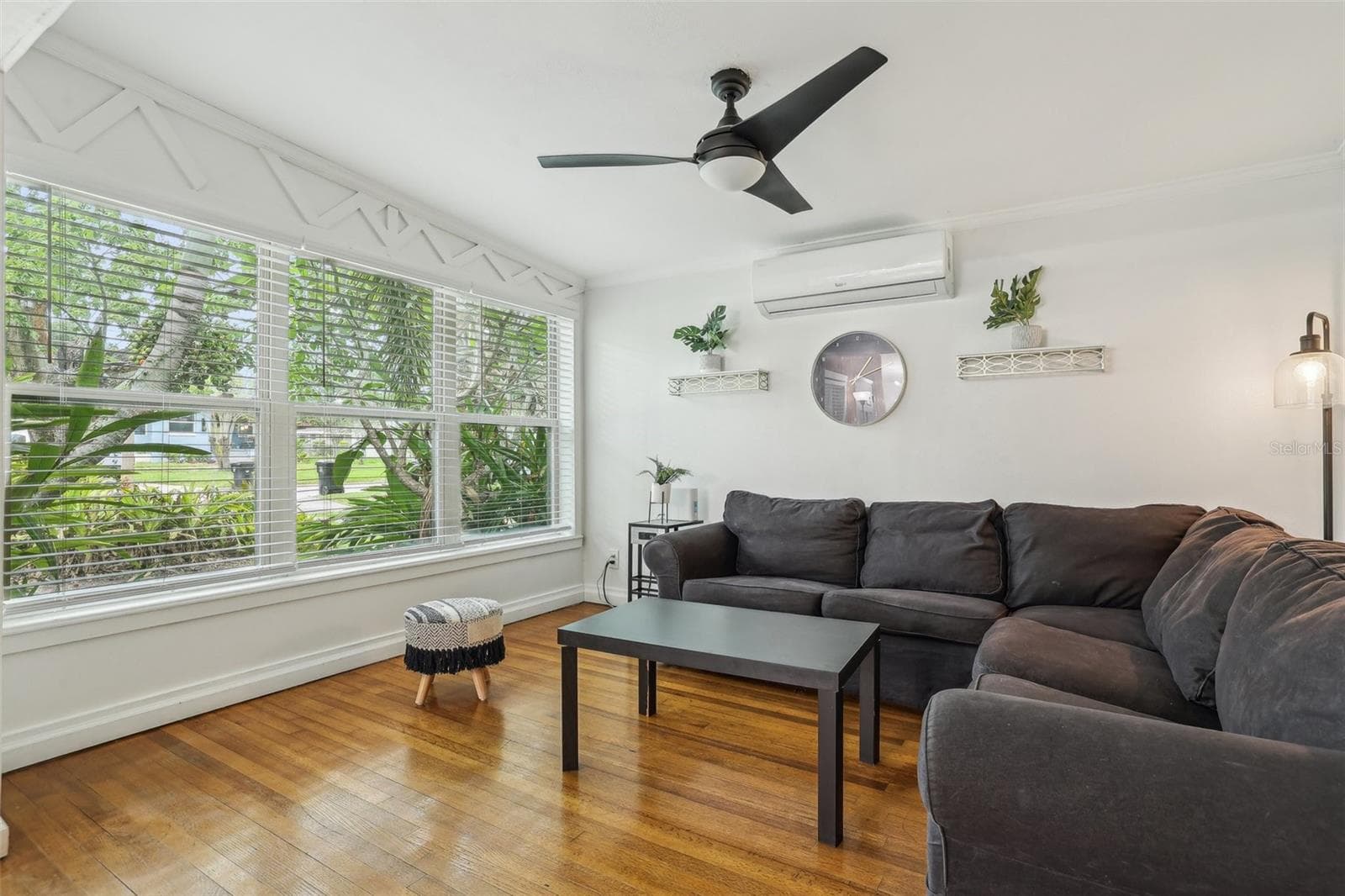 Single Family Residence at 318 E JERSEY ST, ORLANDO, photo 5 of 53