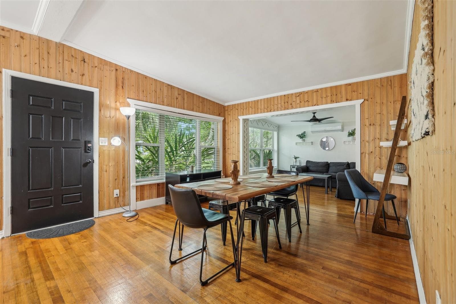 Single Family Residence at 318 E JERSEY ST, ORLANDO, photo 9 of 53