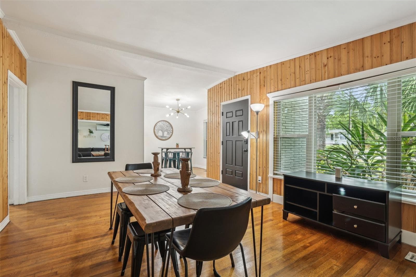 Single Family Residence at 318 E JERSEY ST, ORLANDO, photo 12 of 53