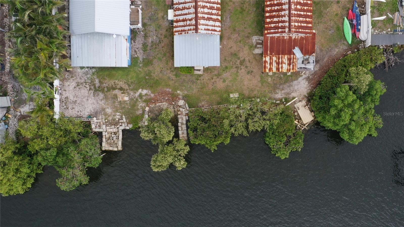 126 feet of River front - 3312 W SHELL POINT RD, RUSKIN