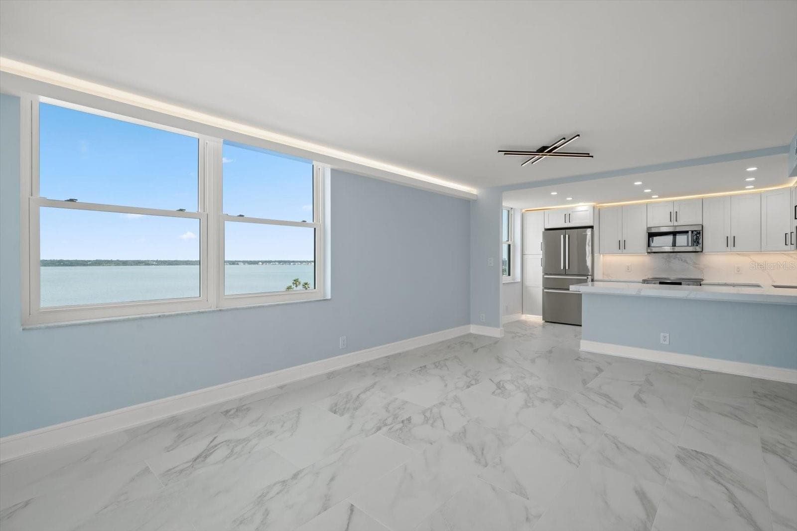 Condominium at 1400 GULF BLVD #804, CLEARWATER BEACH, photo 9 of 43
