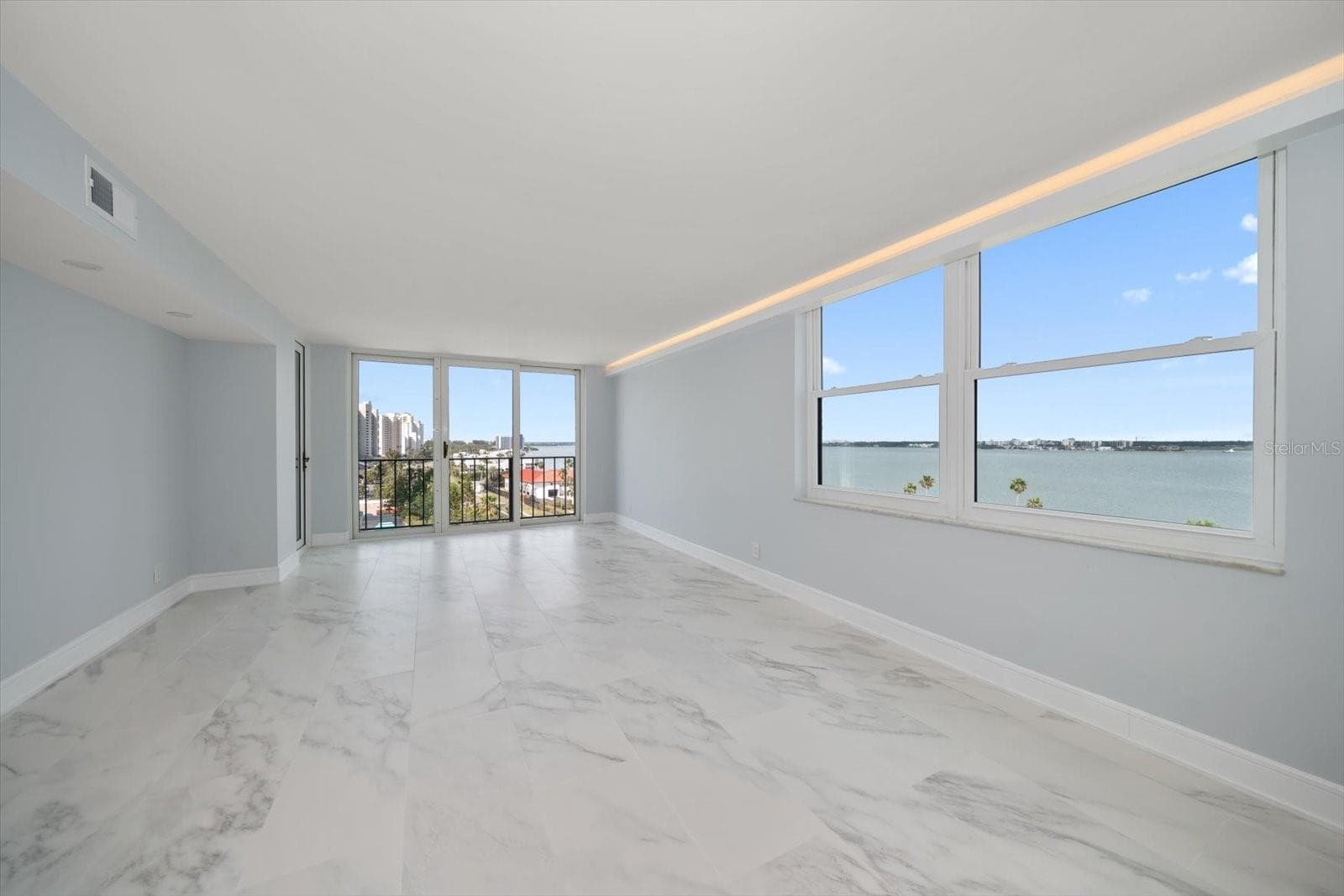 Condominium at 1400 GULF BLVD #804, CLEARWATER BEACH, photo 10 of 43