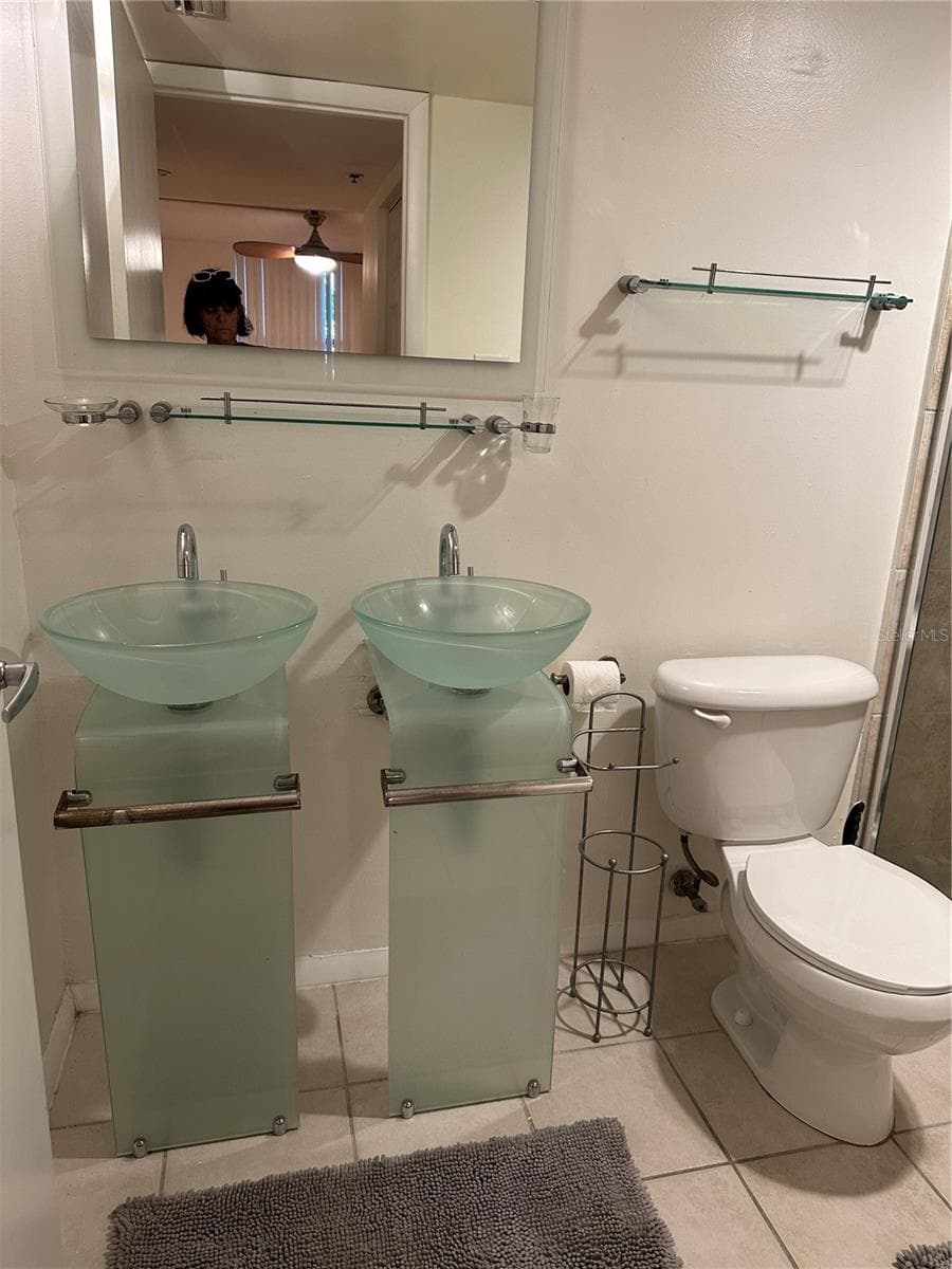 Master bath - 701 S MADISON AVE #410, CLEARWATER