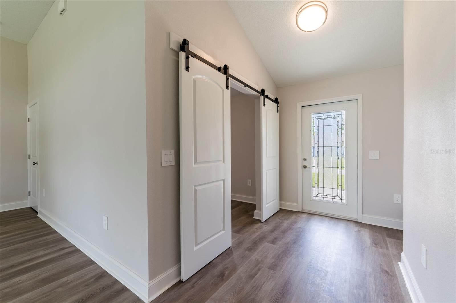 Single Family Residence at 9808 SE 159TH ST, SUMMERFIELD, photo 2 of 15