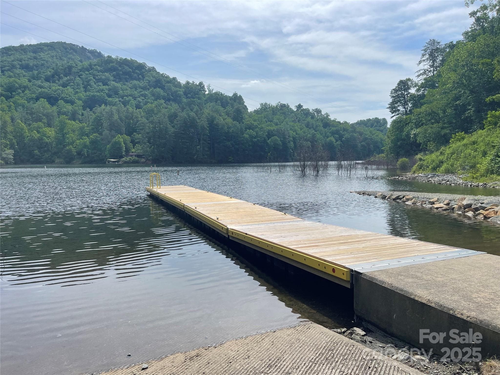 Cedar Cliff Public Access - 2600 Canada Road, Tuckasegee