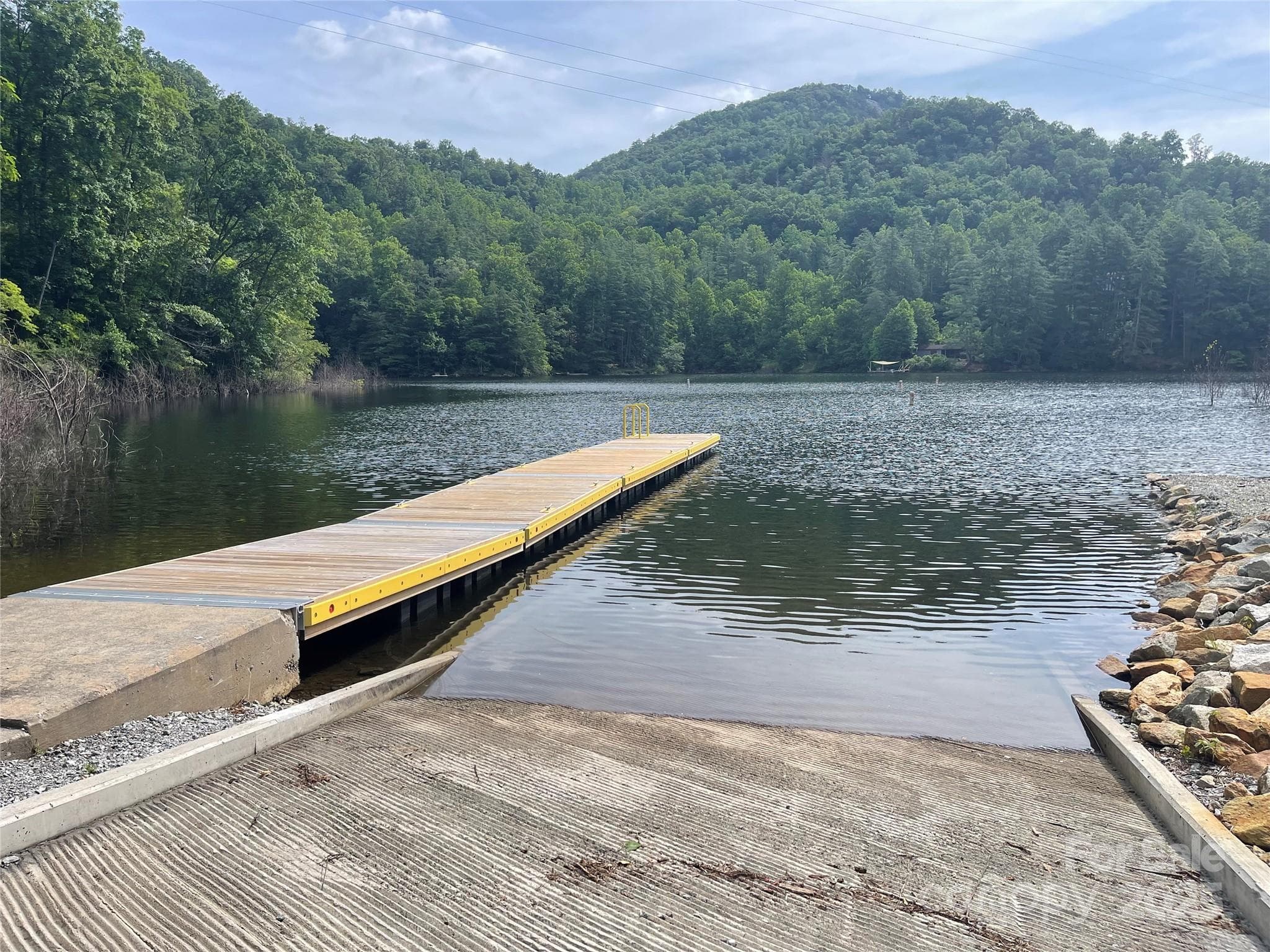 Cedar Cliff Public Access - 2600 Canada Road, Tuckasegee